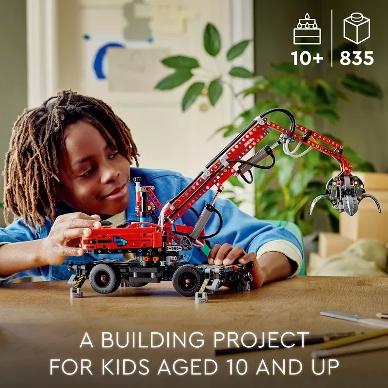 42144 TECHNIC MATERIAL HANDLER
