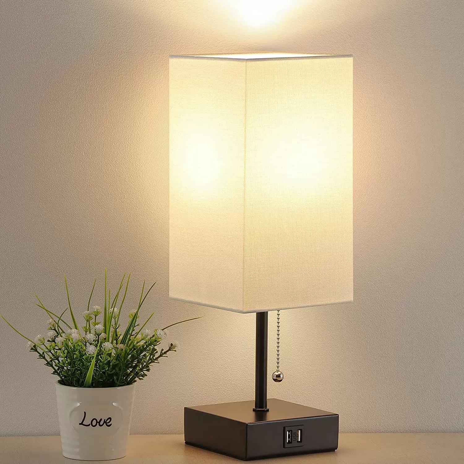 GGOYING Bedside Table Lamp, Pull Chain Table Lamp with Dual USB Charging Ports, 2700K LED Bulb, Fabric Linen Lampshade, Nightstand Lamp for Livingroom Bedroom Office Reading Working