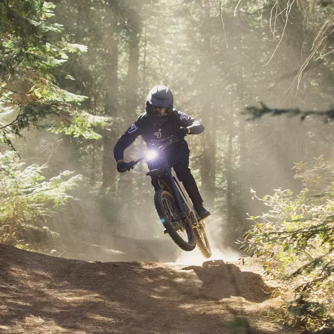 Dirt eBike - 3 hours fast charging + 140KM battery life electric bicycle