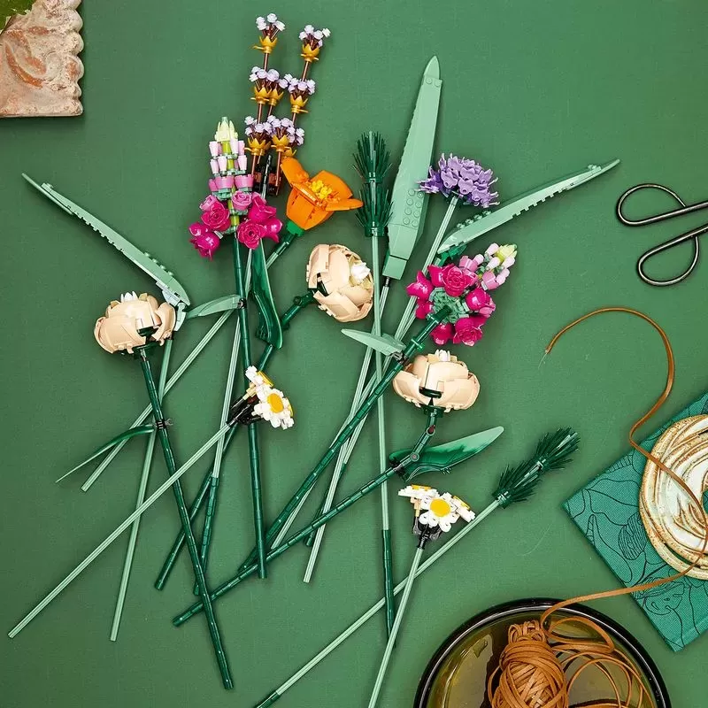 10280 ICONS FLOWER BOUQUET