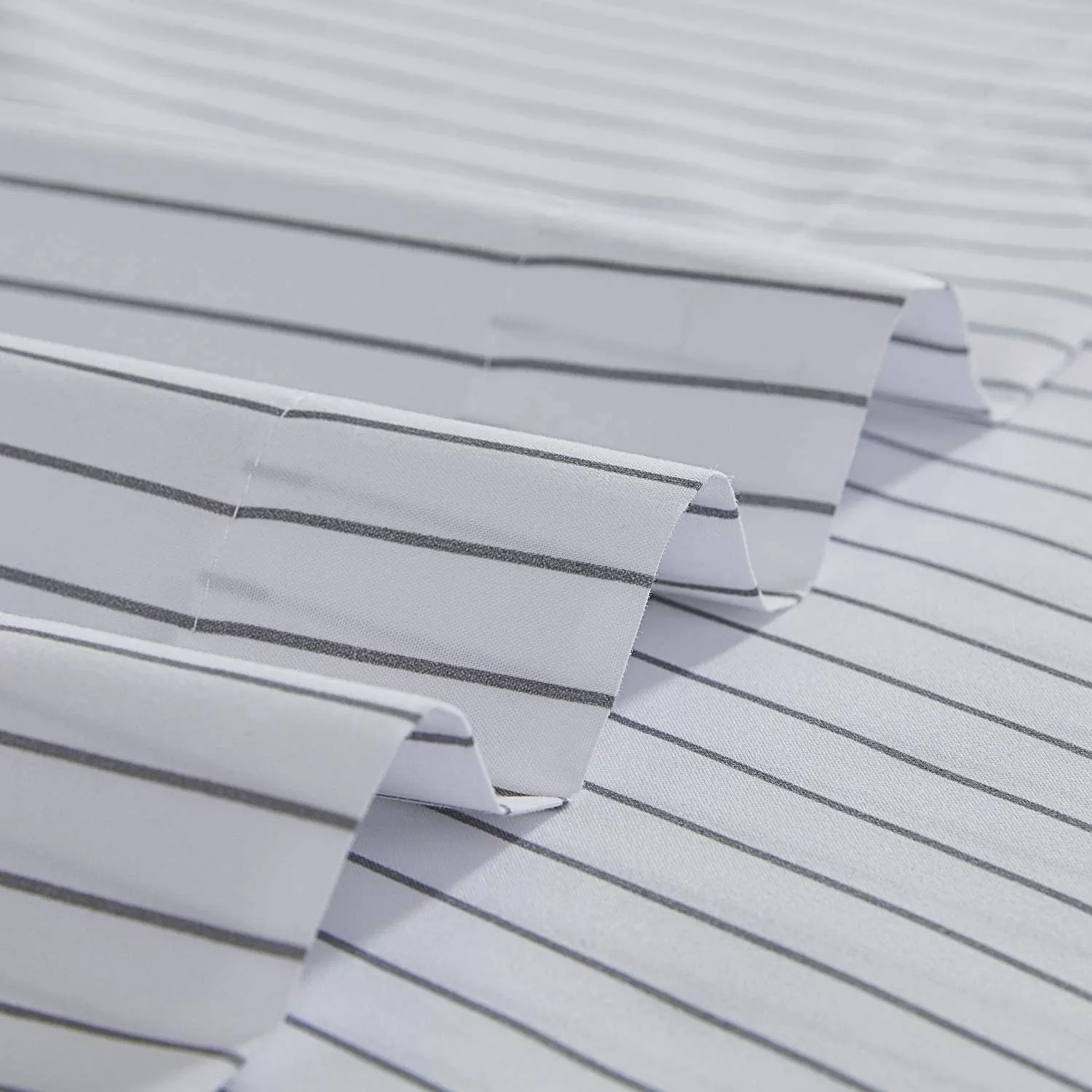 Brushed Microfiber Hypoallergenic 4 pcs Bedsheet Set