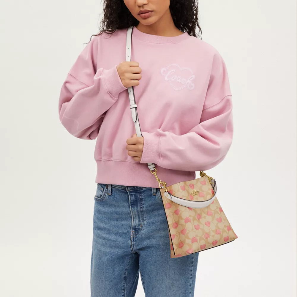 Mollie Bucket Bag 22 In Signature Canvas With Heart Print