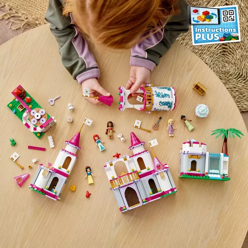 43205 DISNEY PRINCESS ULTIMATE ADVENTURE CASTLE.