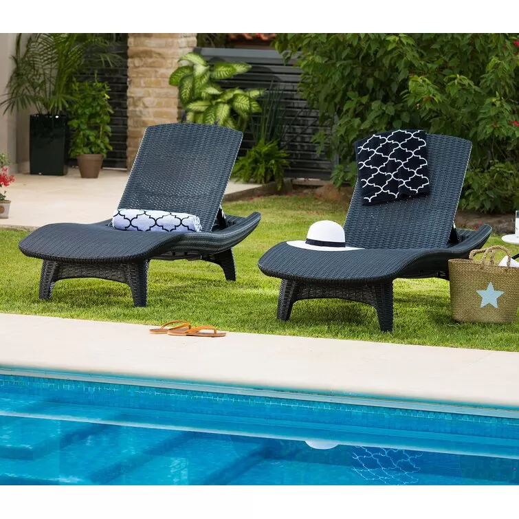 Outdoor Chaise Lounge (Set of 2)