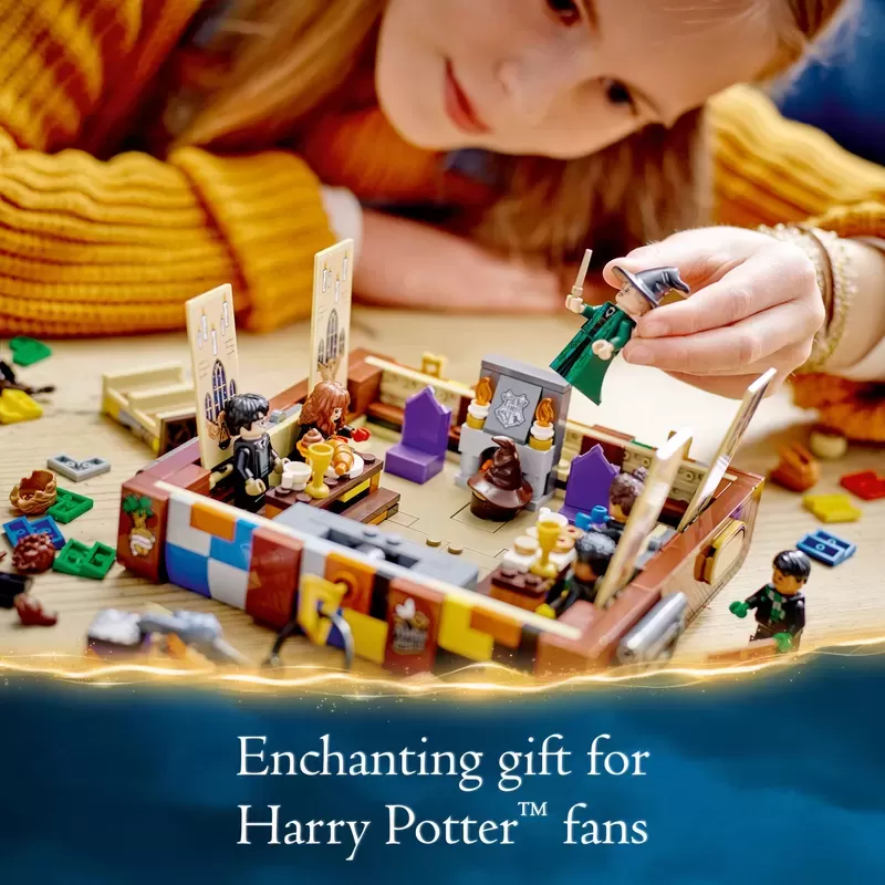 HARRY POTTER™ HOGWARTS™ MAGICAL TRUNK 76399 BUILDING KIT