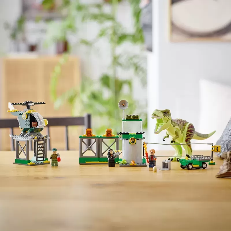 76944 JURASSIC WORLD T.REX DINOSAUR BREAKOUT