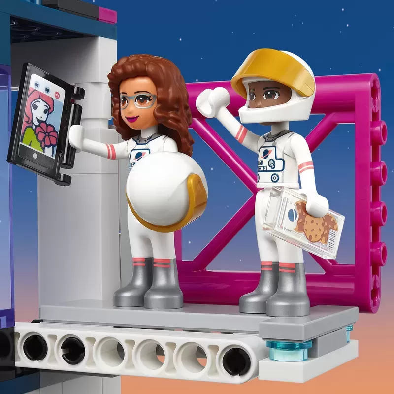 ® FRIENDS OLIVIA’S SPACE ACADEMY 41713 BUILDING KIT