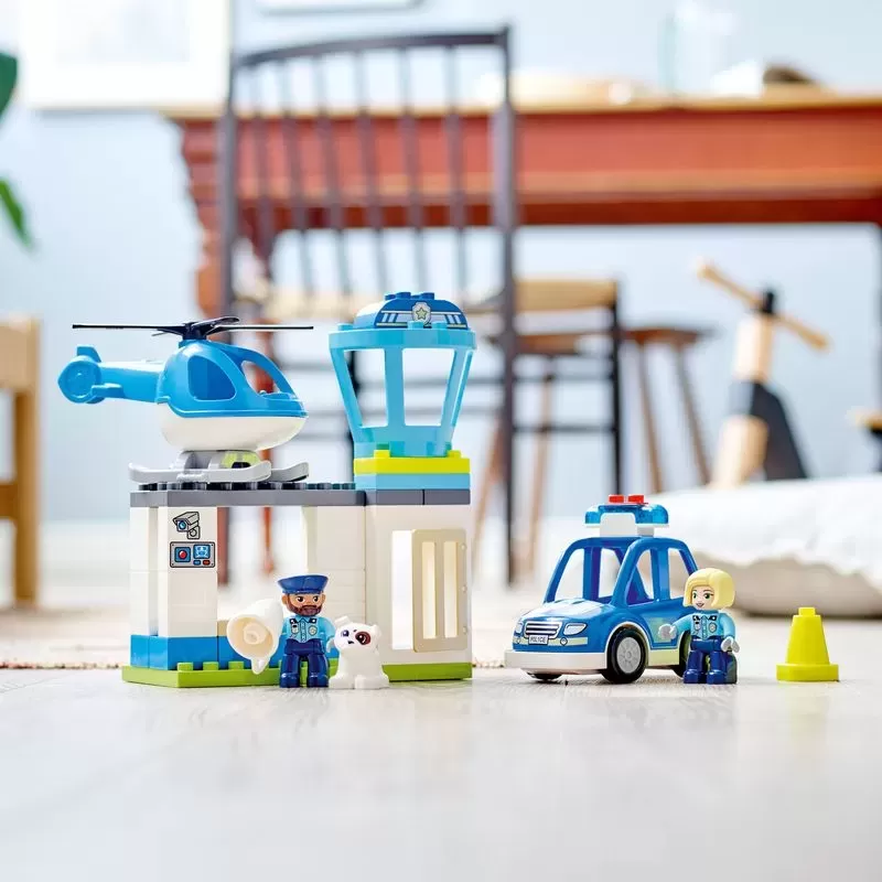 10959 DUPLO POLICE STATION & HELICOPTER