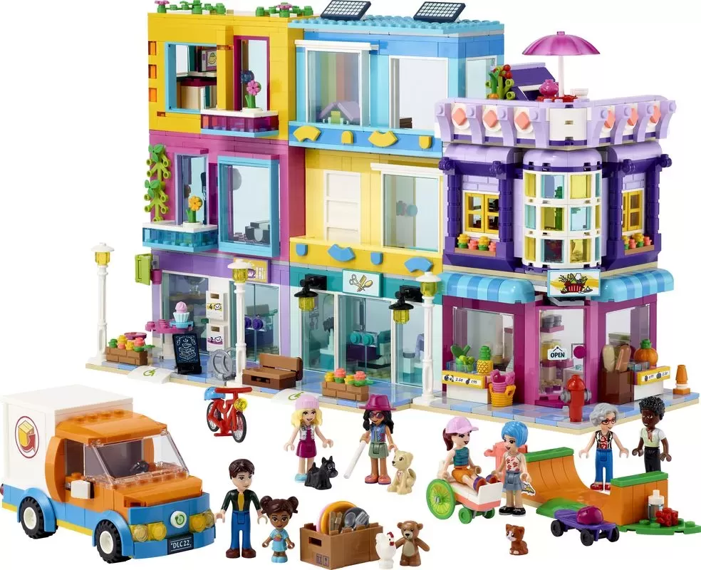 41704 FRIENDS MAIN STREET BUILDING