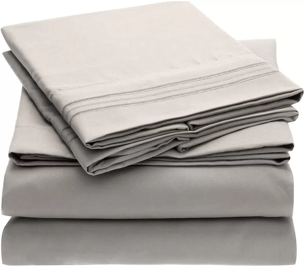 Brushed Microfiber Hypoallergenic 4 pcs Bedsheet Set
