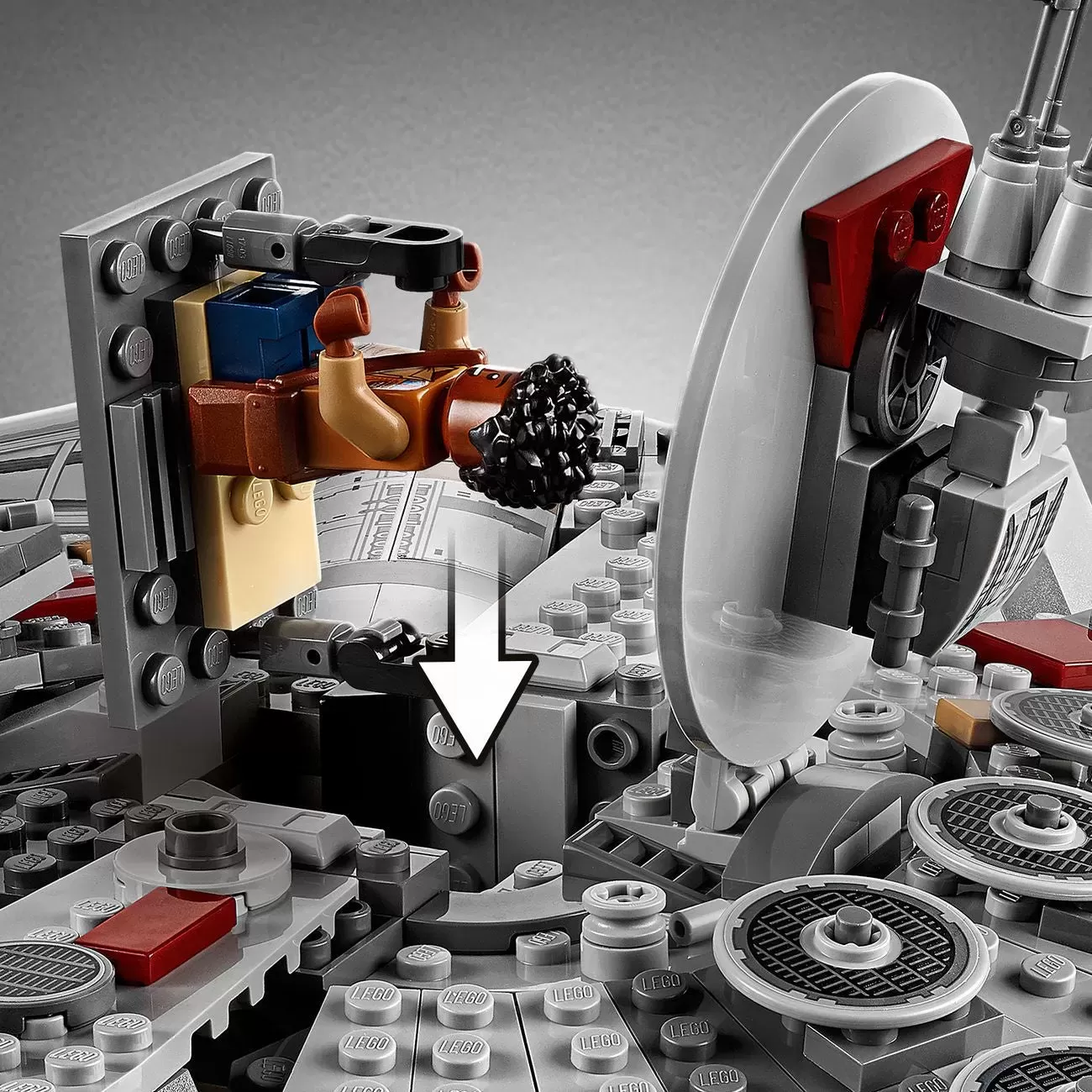 75257 STAR WARS MILLENNIUM FALCON