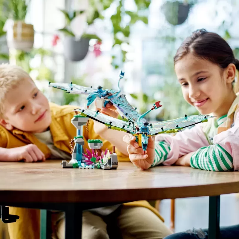 ® 75572 AVATAR JAKE & NEYTIRIS FIRST BANSHEE FLIGHT BUILDING TOY SET