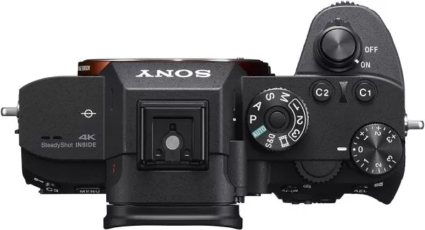 Sony a7R III Mirrorless Camera: 42.4MP Full Frame High Resolution Interchangeable Lens Digital Camera with Front End LSI Image Processor, 4K HDR Video and 3