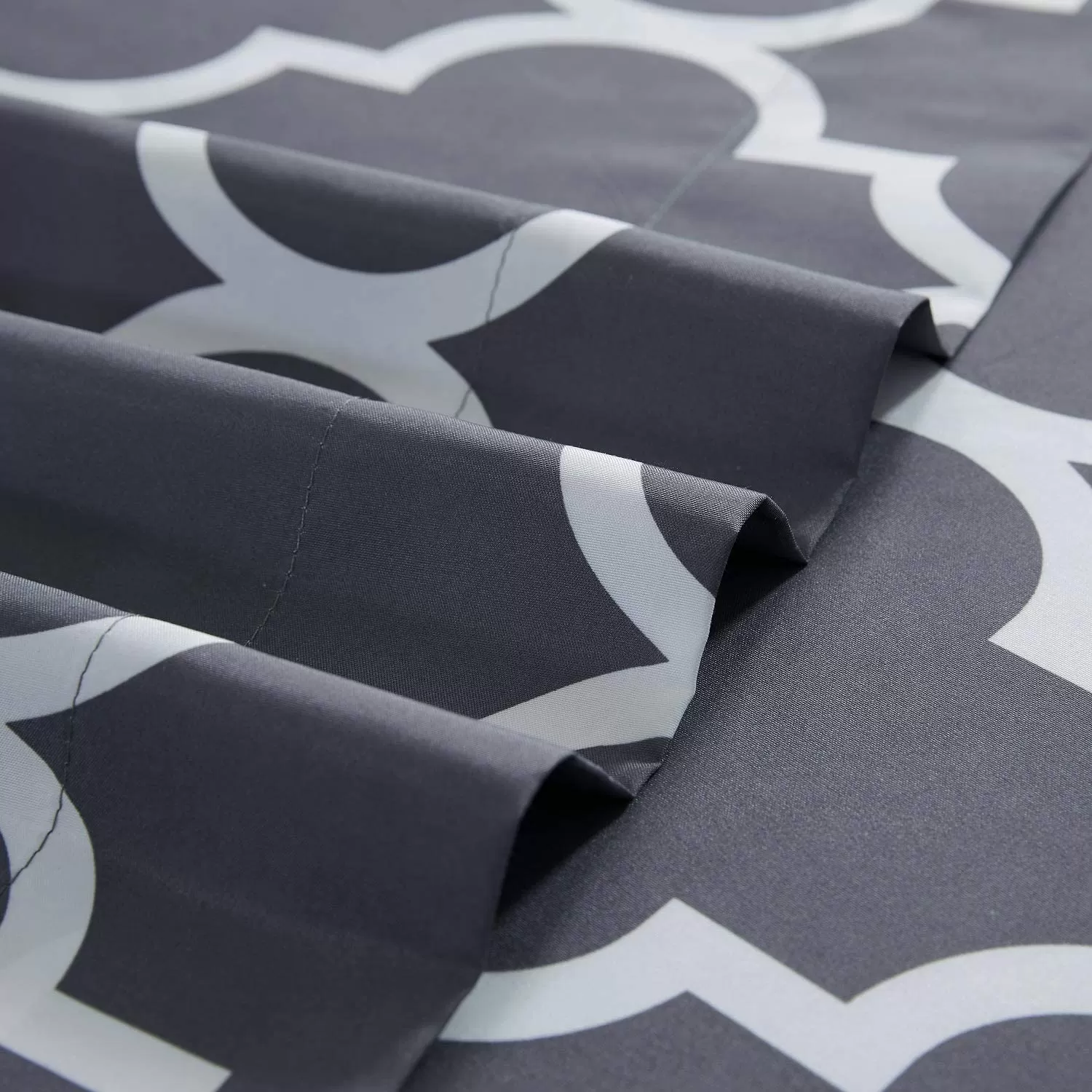 Brushed Microfiber Hypoallergenic 4 pcs Bedsheet Set