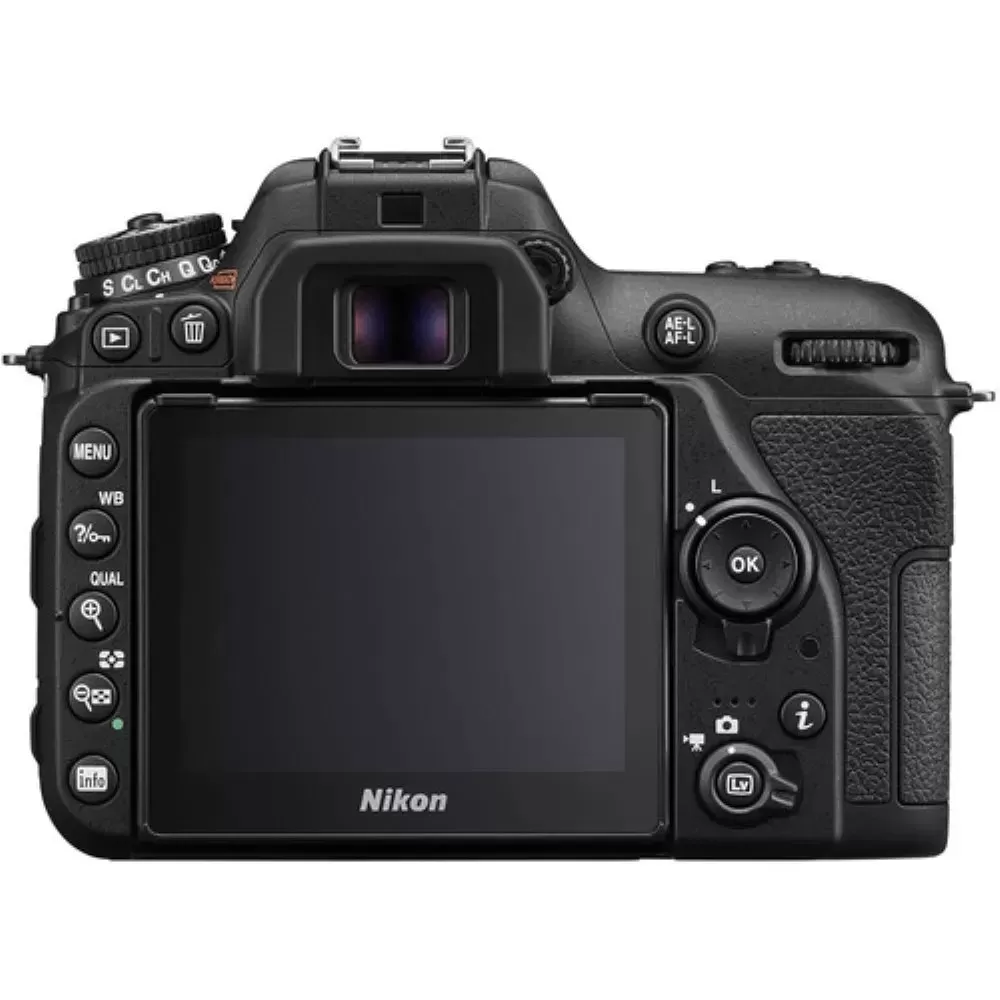 Nikon D7500 DX-format Digital SLR w/ 18-140mm VR lens