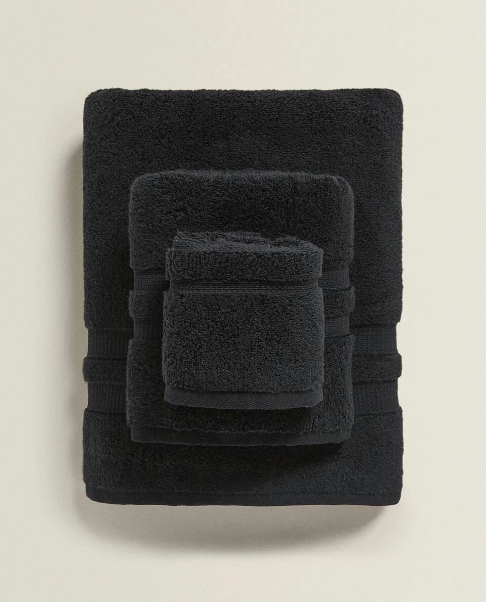 EXTRA SOFT TOWEL WITH DOUBLE BORDER