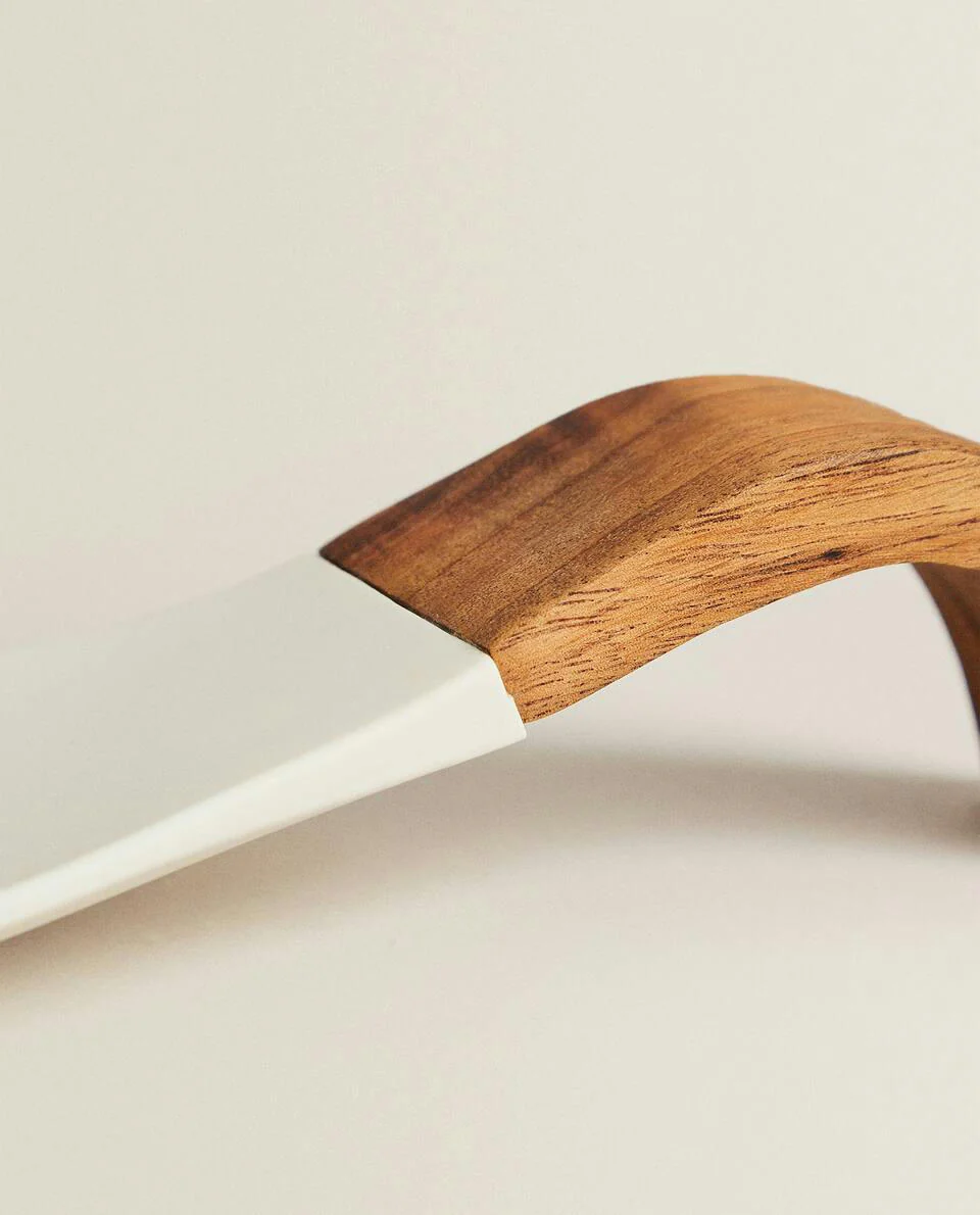 WOOD AND SILICONE SPOON REST
