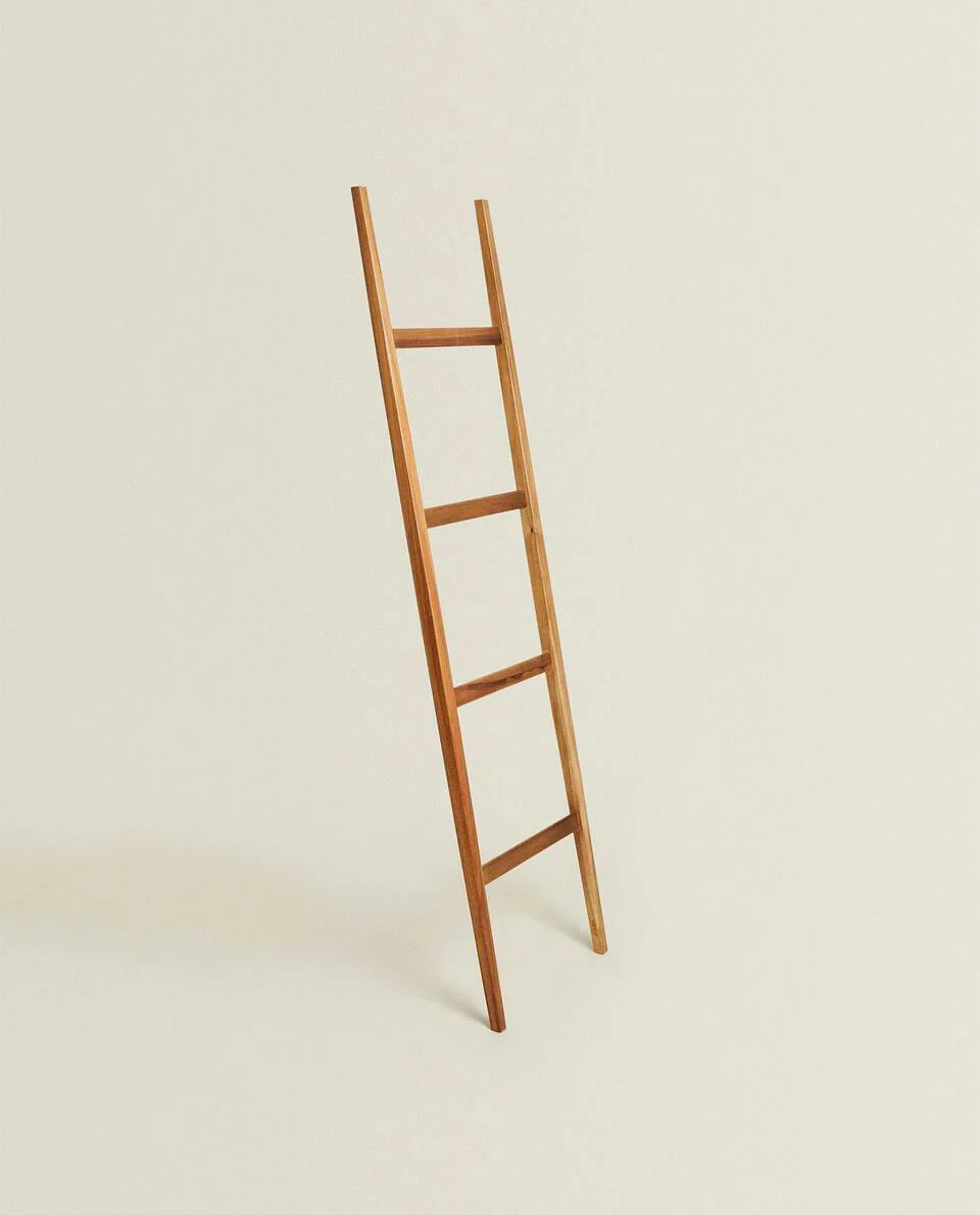 ACACIA TOWEL RACK