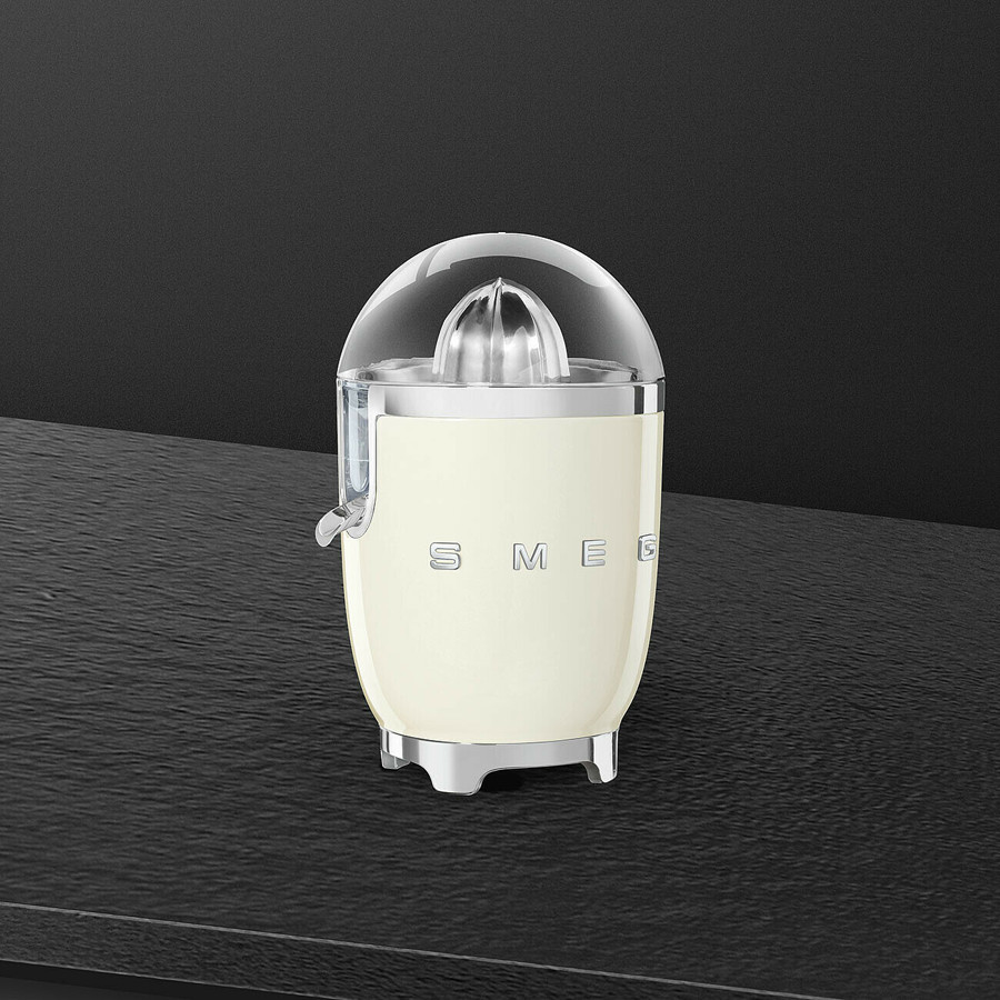 CJF11CRUK Citrus Juicer in Cream