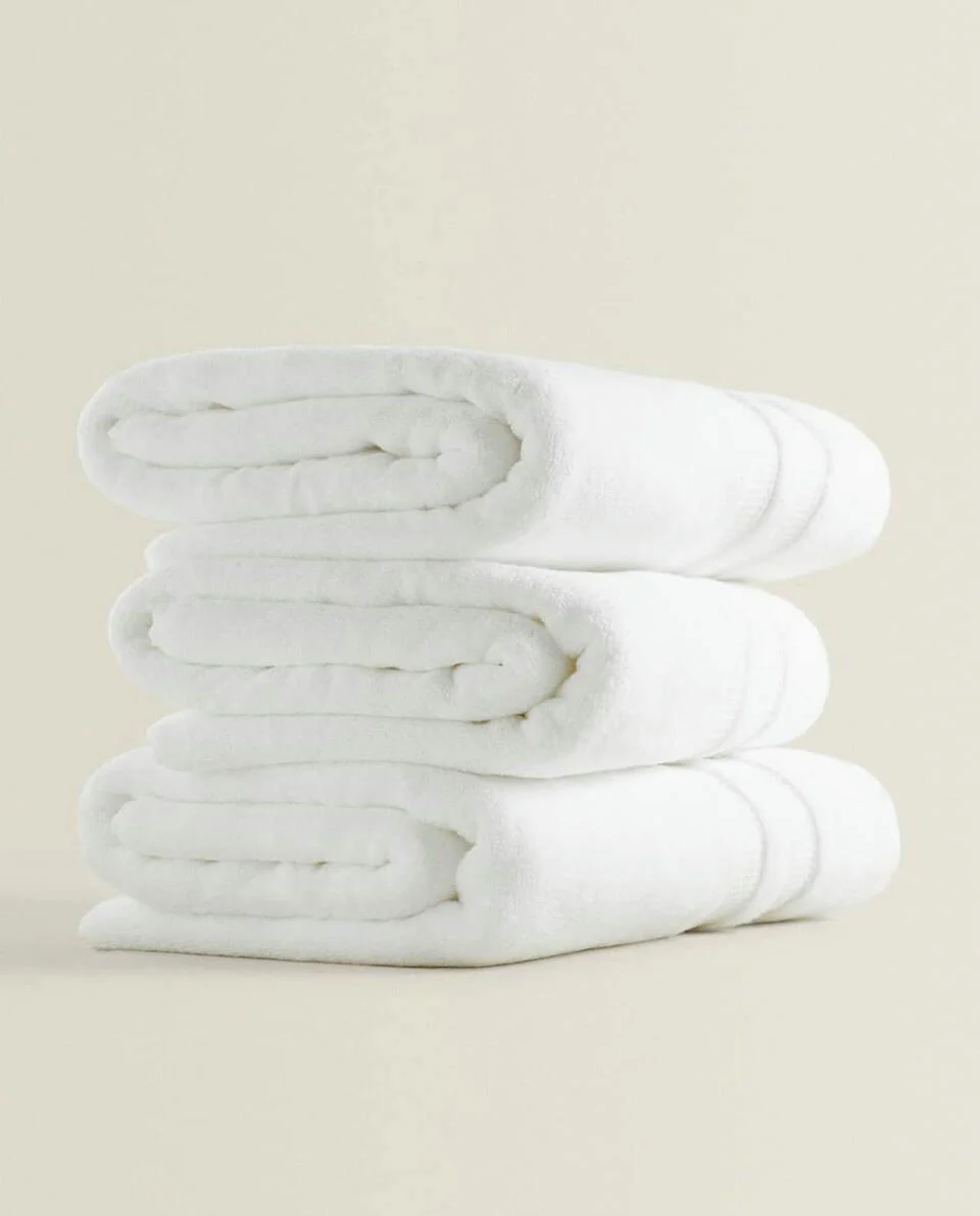 EXTRA SOFT TOWEL WITH DOUBLE BORDER