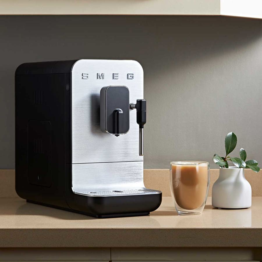 BCC12BLMUK Bean to Cup coffee machine Matte Black
