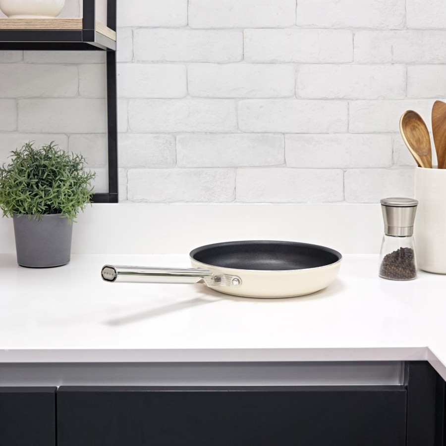 CKFF2801CRM Frying Pan 28cm Cream