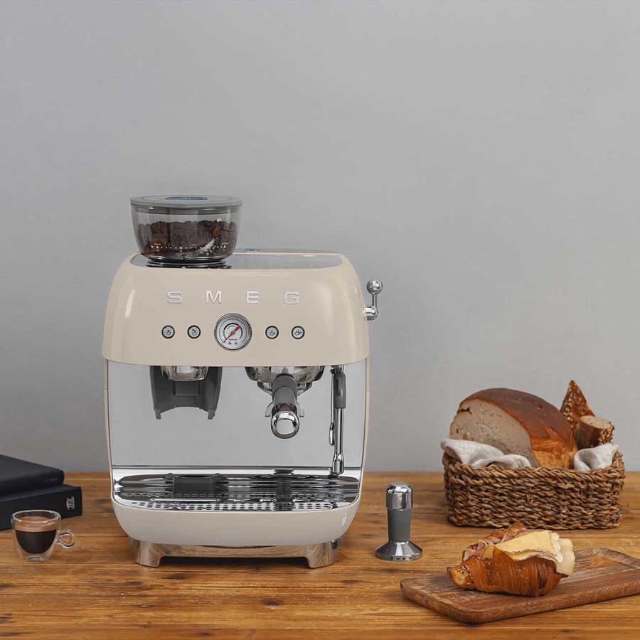 EGF03CRUK Espresso Coffee Machine with Grinder in Cream