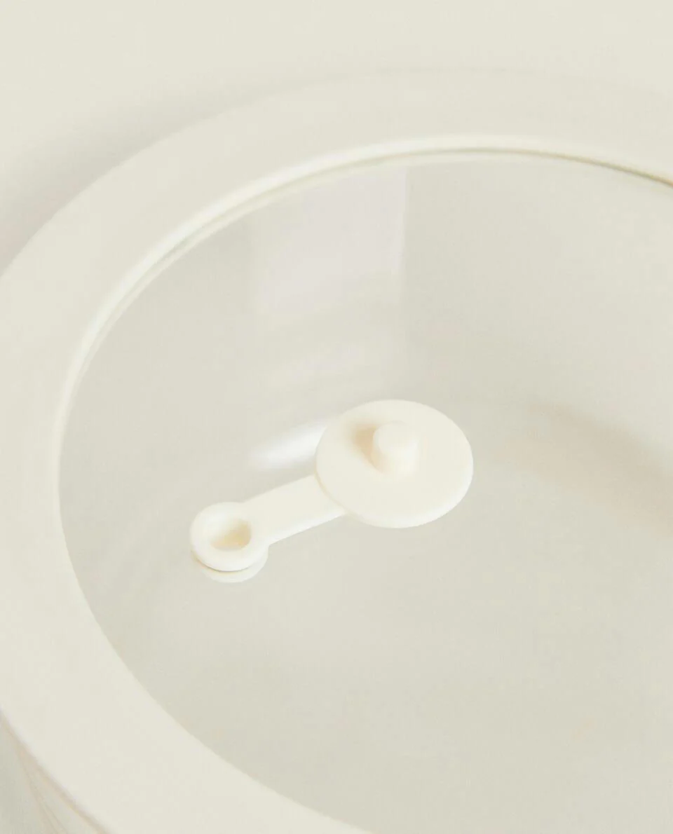 AIRTIGHT CONTAINER 944ML