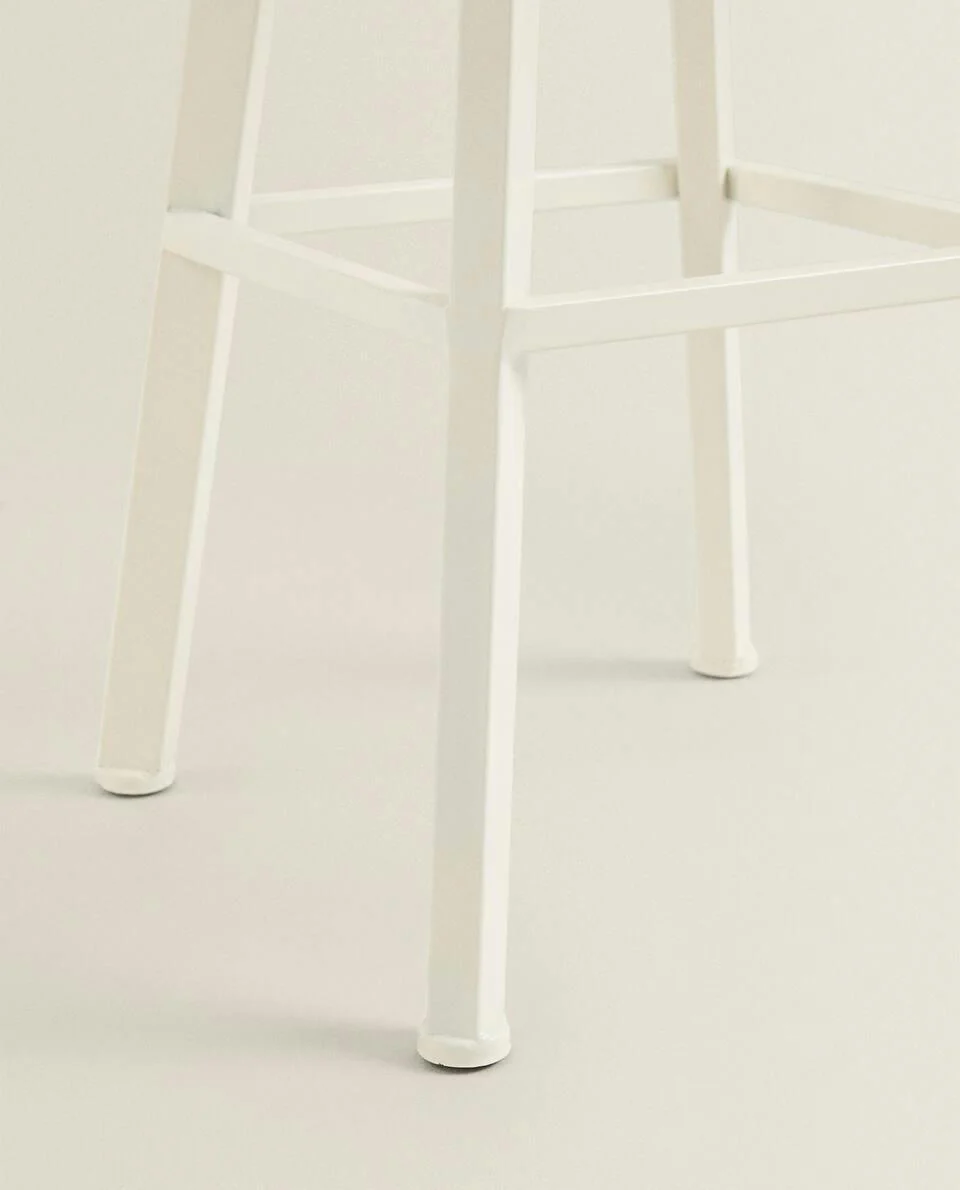 WOODEN AND METAL SWIVEL STOOL