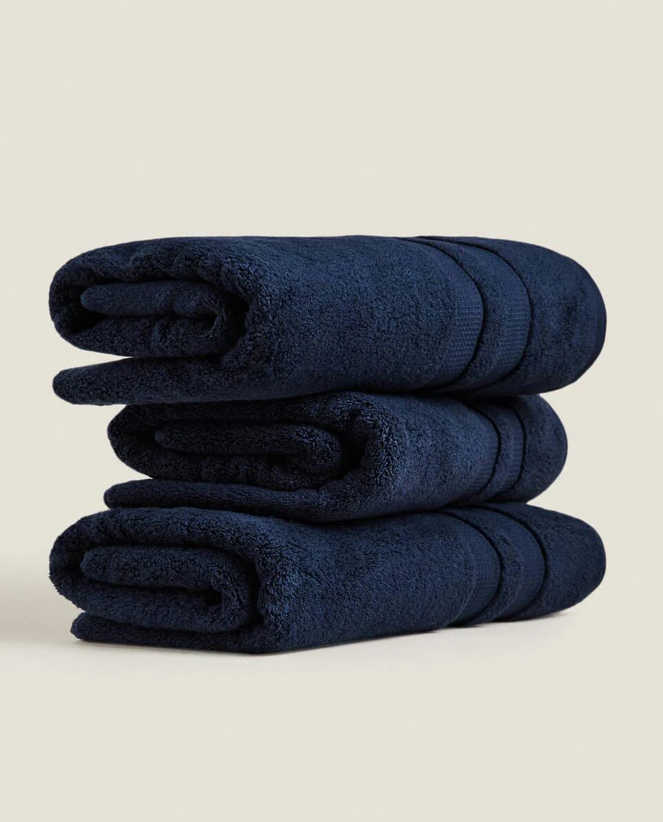 EXTRA SOFT TOWEL WITH DOUBLE BORDER