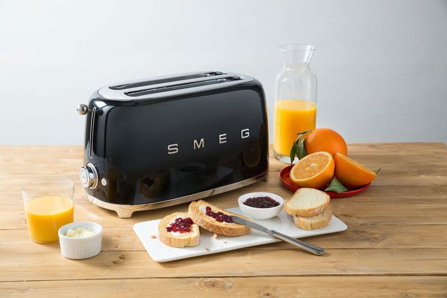 Gloss Black 4 Slice Long-Slot Toaster