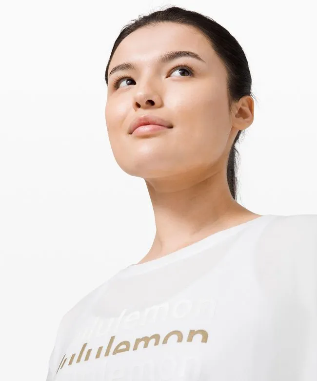 lululemon Cortes Crop T-Shirt Logo