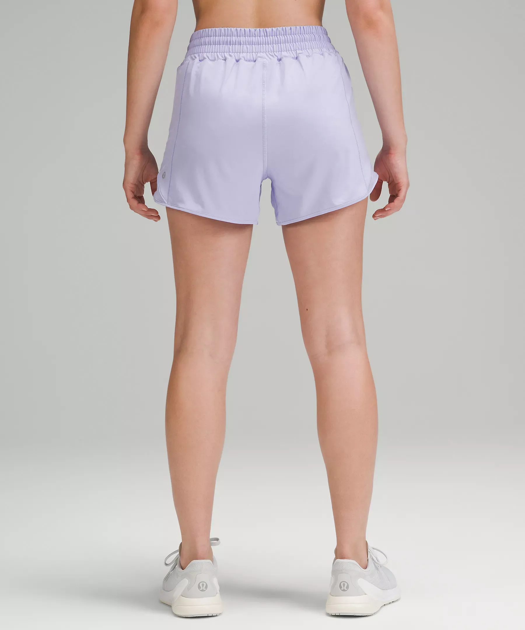 lululemon Hotty Hot High-Rise Lined Short 4′′
