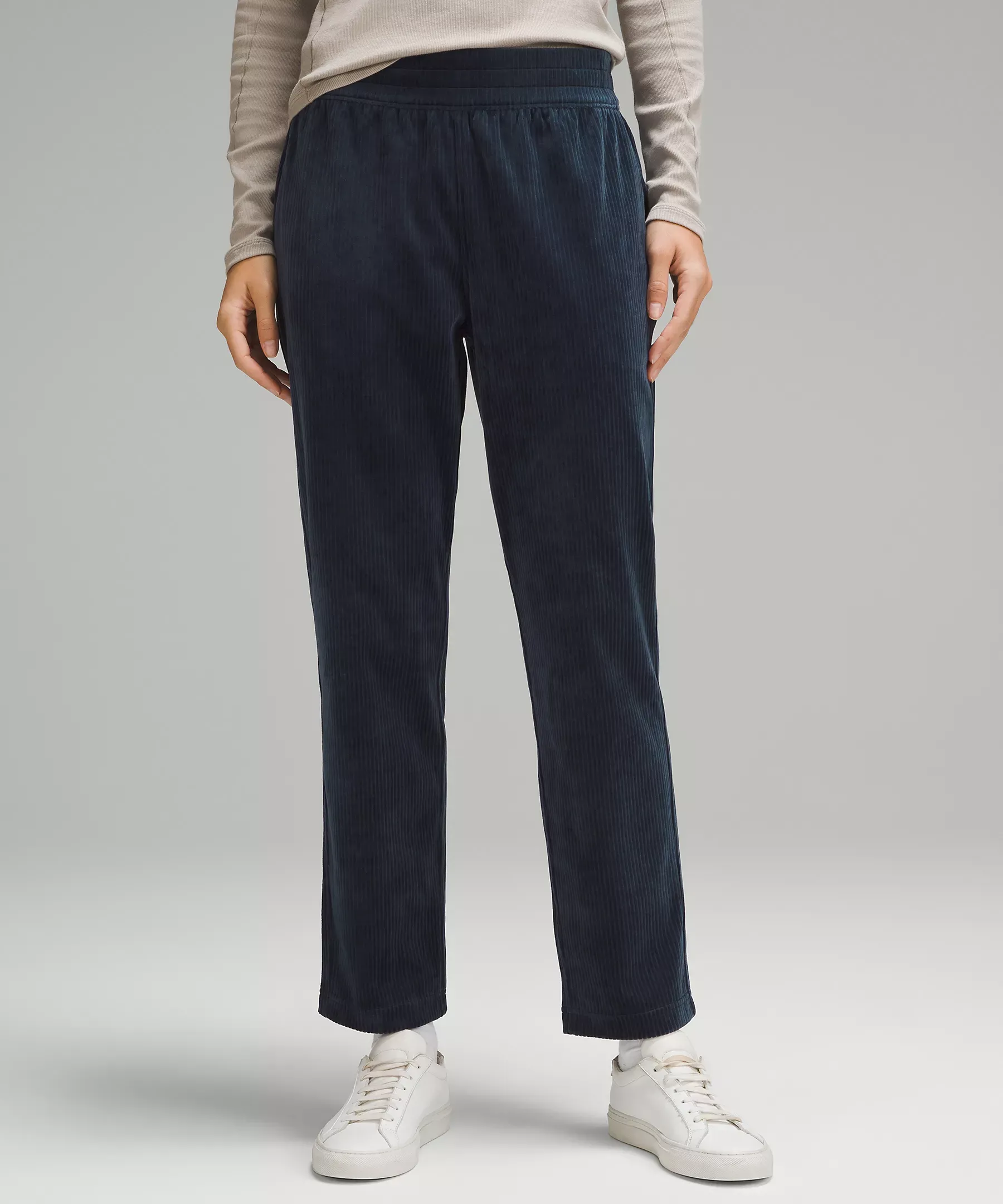 lululemon Scuba Mid-Rise Straight-Leg Pant 7/8 Length Velvet Cord