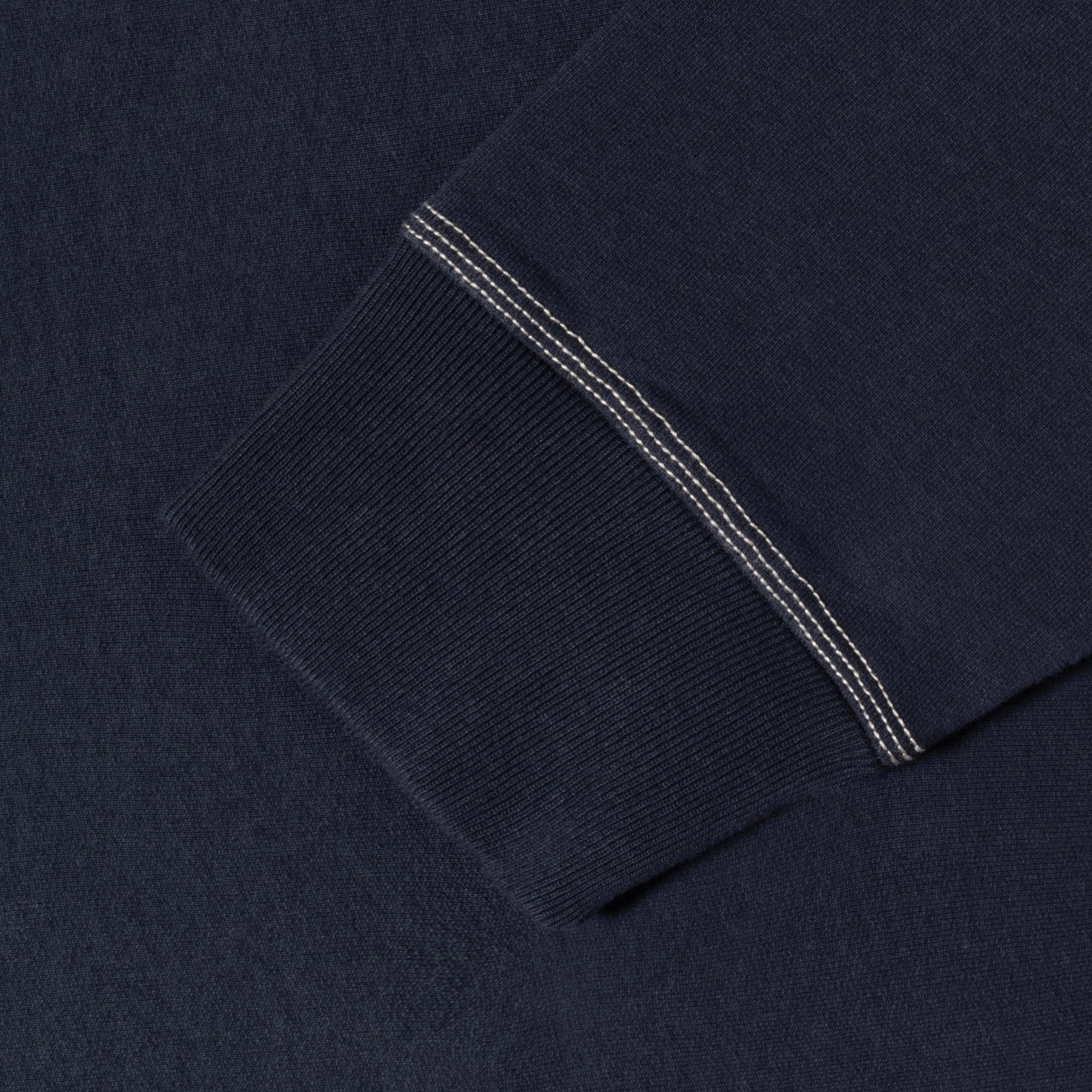 CONTRAST STITCH LABEL CREW