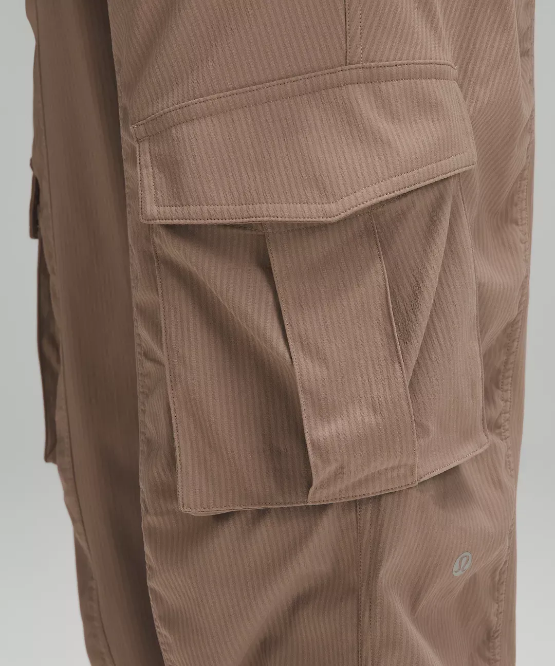 Dance Studio Relaxed-Fit Mid-Rise Cargo Jogger