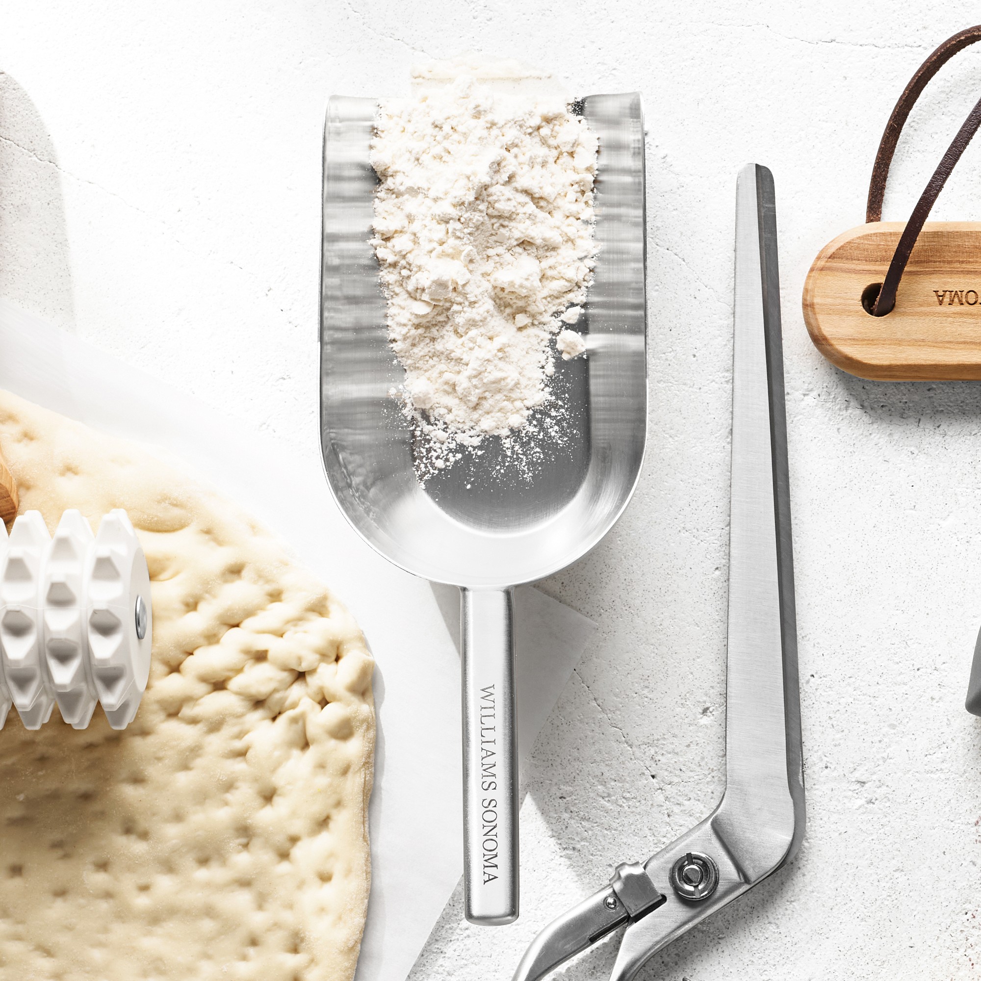 Williams Sonoma Stainless-Steel Scoop