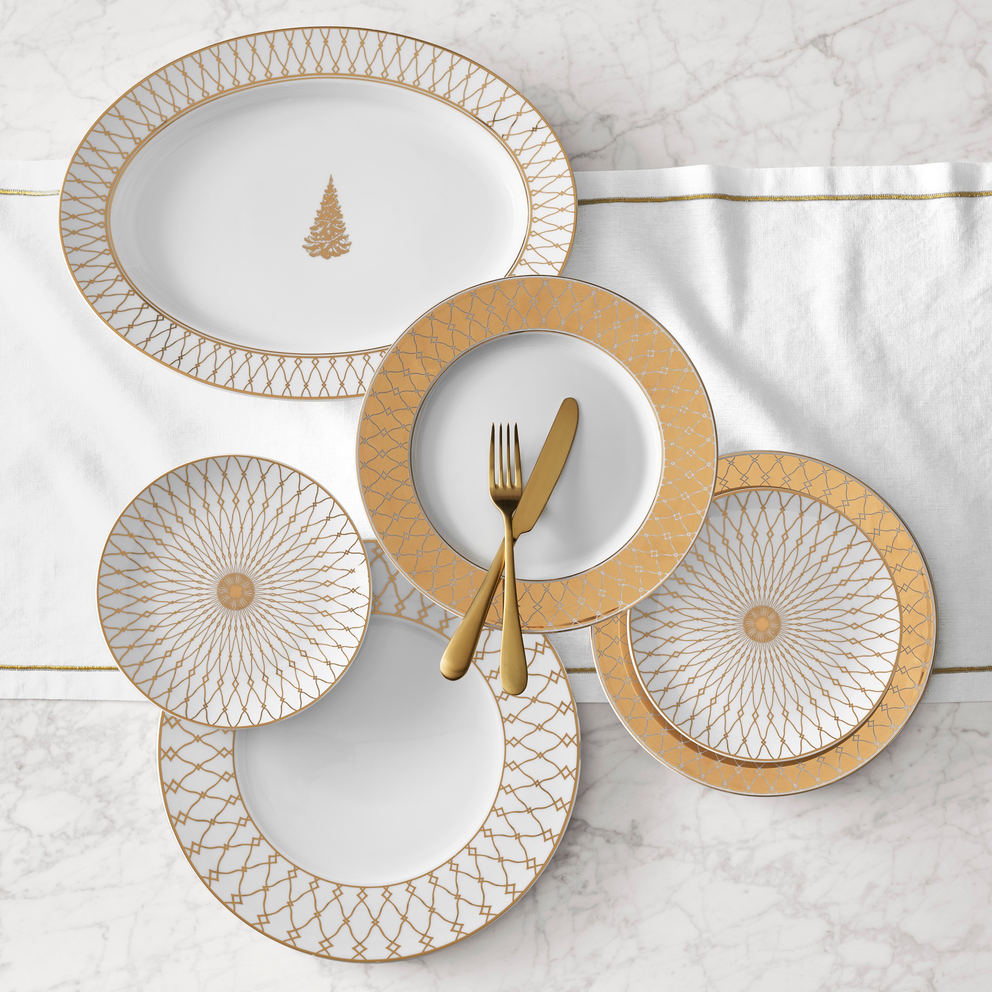 Regency Gold Dinner Plates, Set of 4