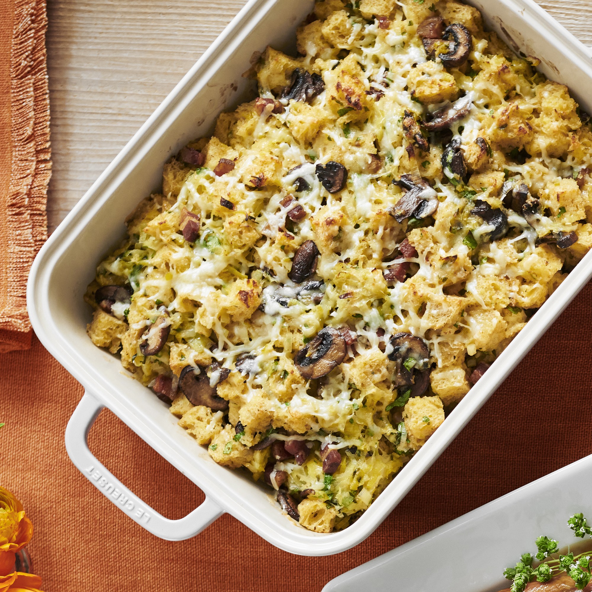 Le Creuset San Francisco Stoneware Rectangular Covered Baker, 4-Qt.