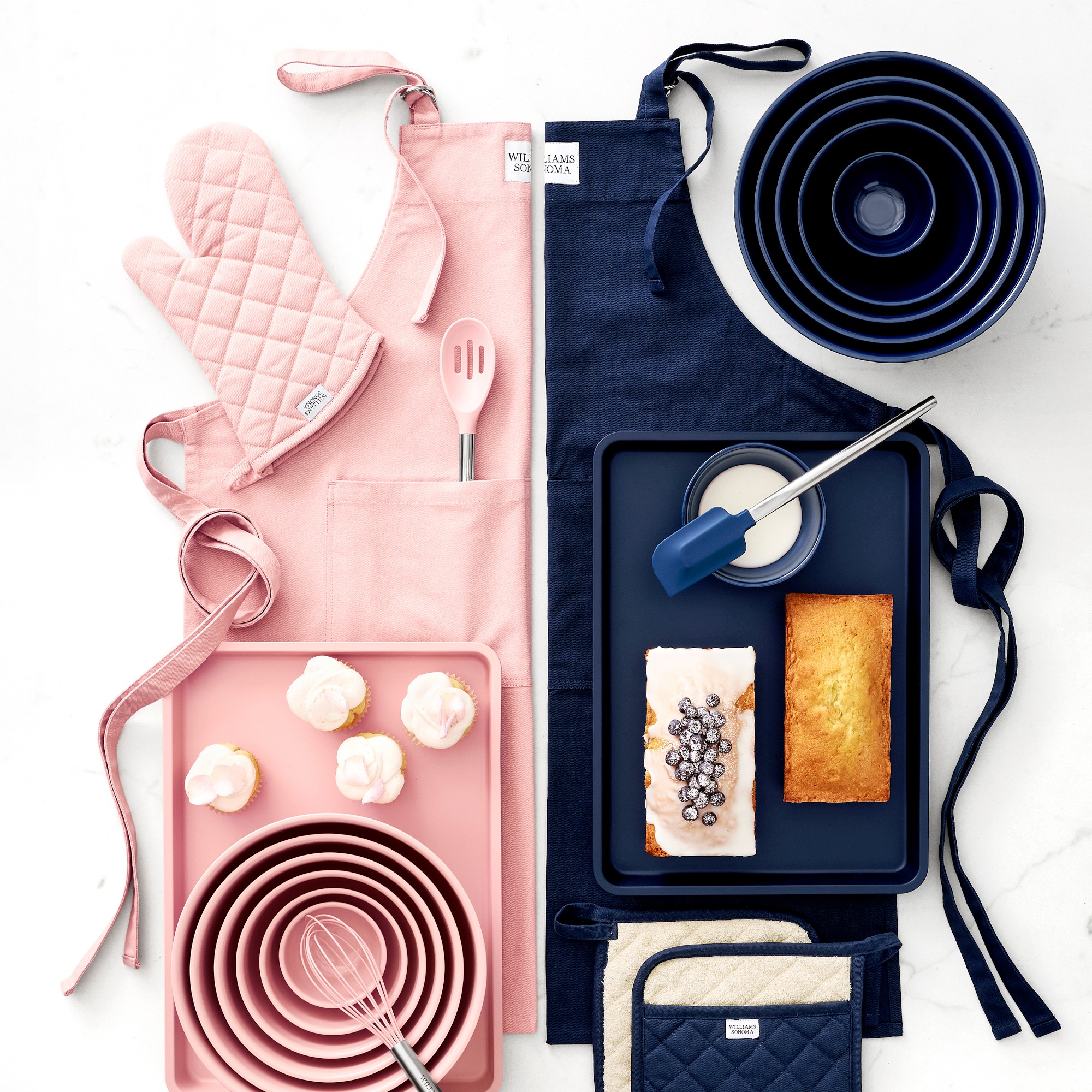 Williams Sonoma Solid Oven Mitt