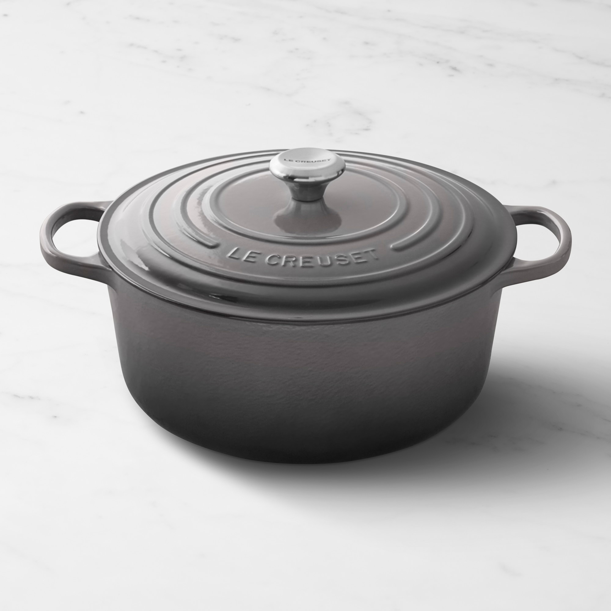 Le Creuset Signature Enameled Cast Iron Round Dutch Oven