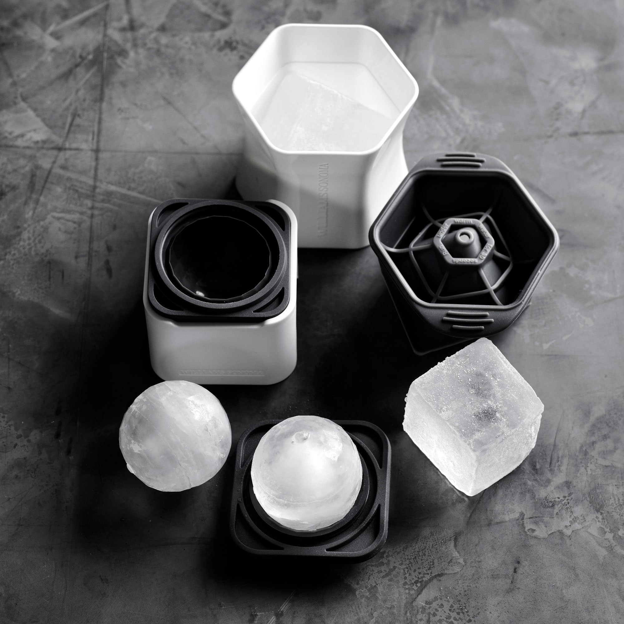 Williams Sonoma Colossal Cube, Set of 2