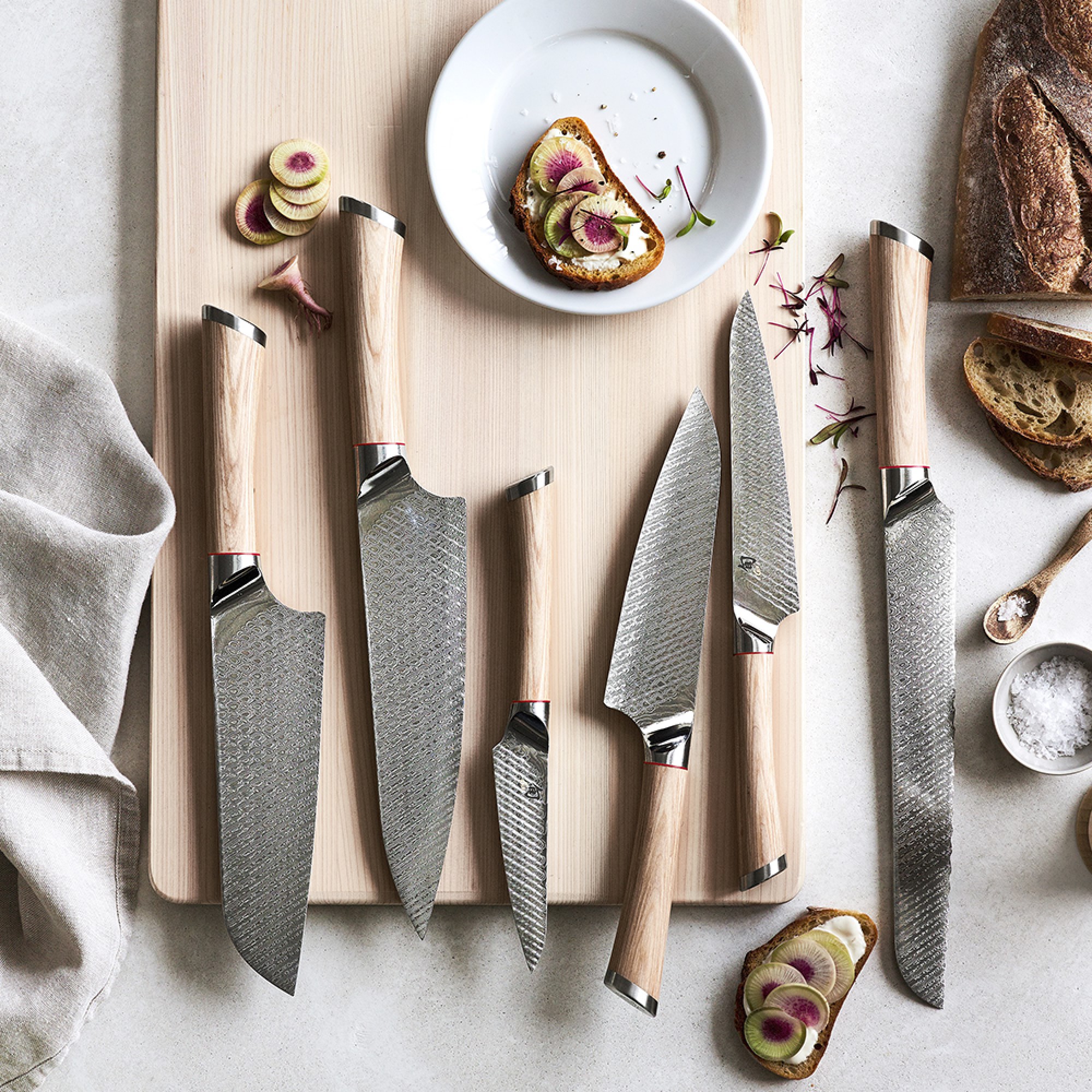 Shun Hikari Bread Knife, 9