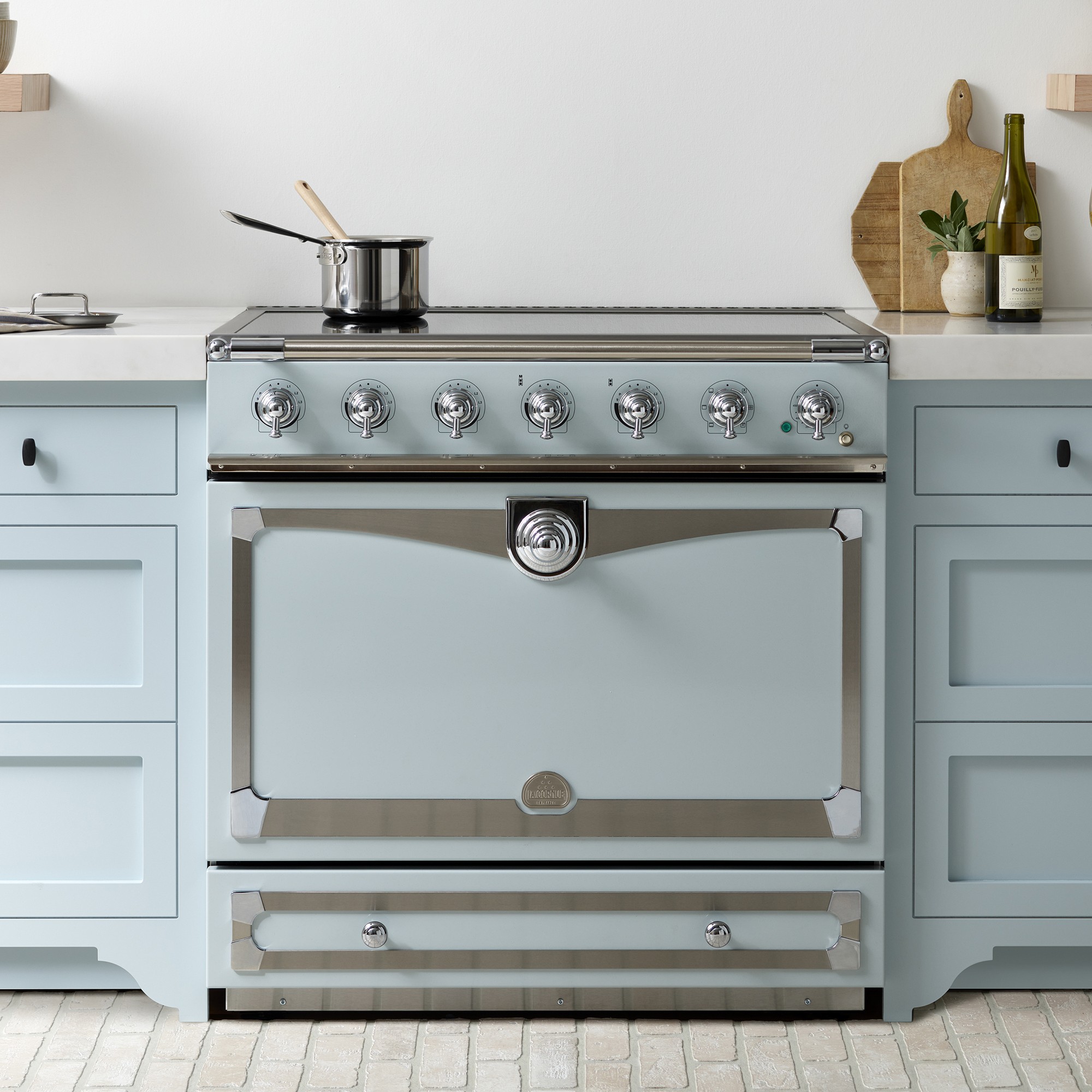 La Cornue CornuFé 90 Albertine Induction Range & Hood