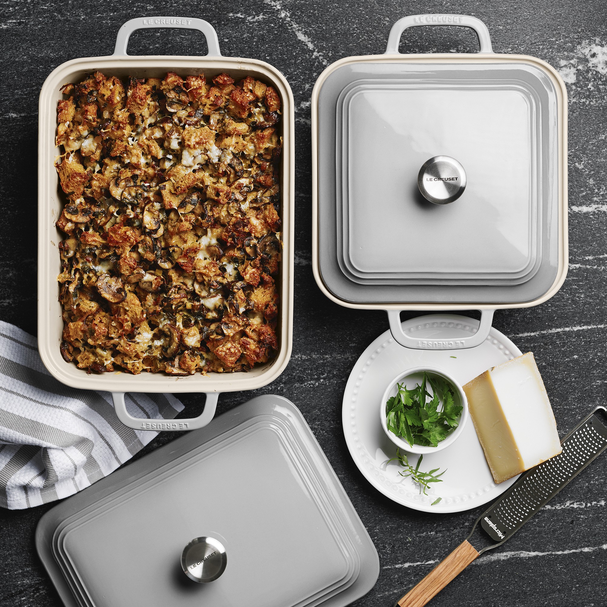 Le Creuset San Francisco Stoneware Rectangular Covered Baker, 4-Qt.