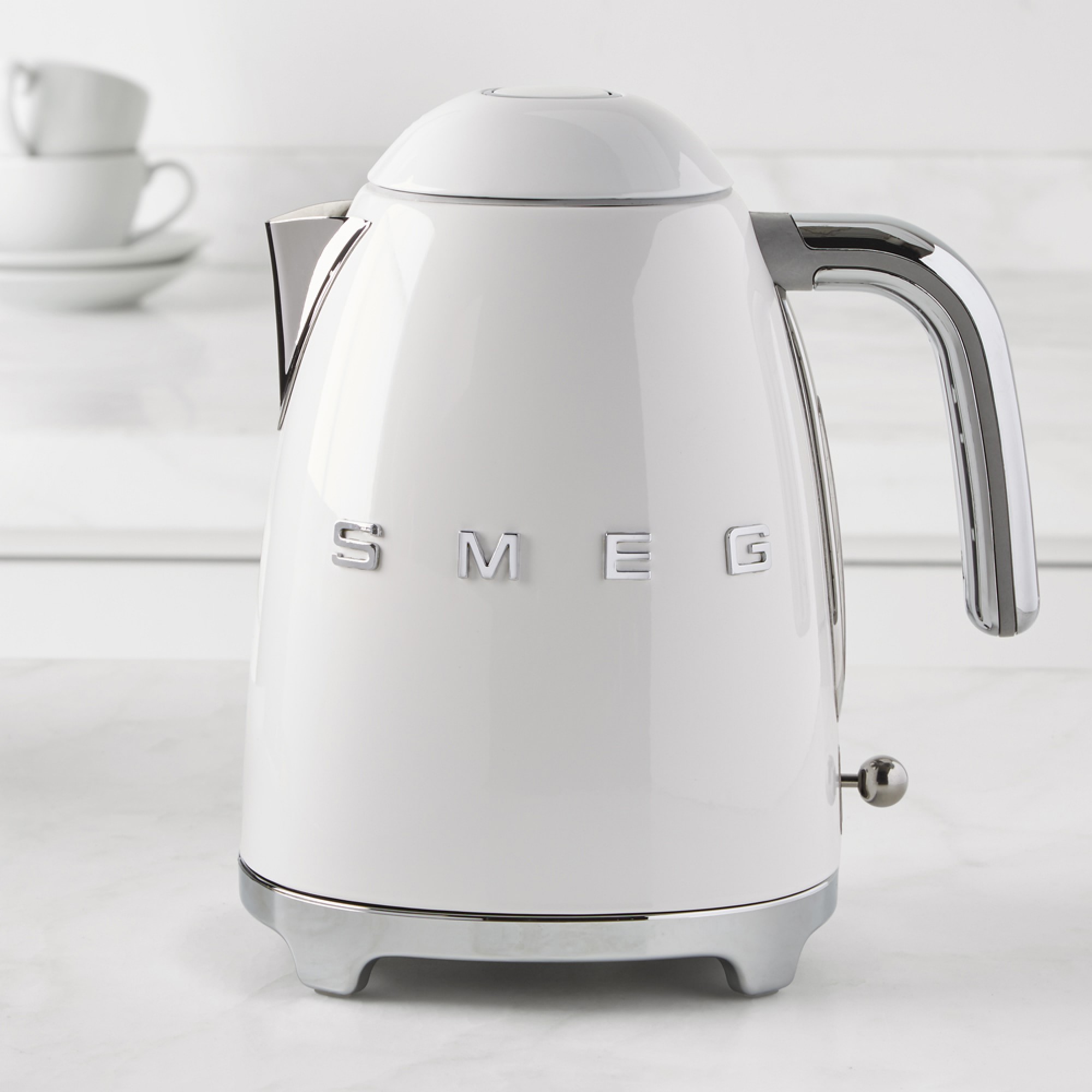 SMEG Electric Kettle