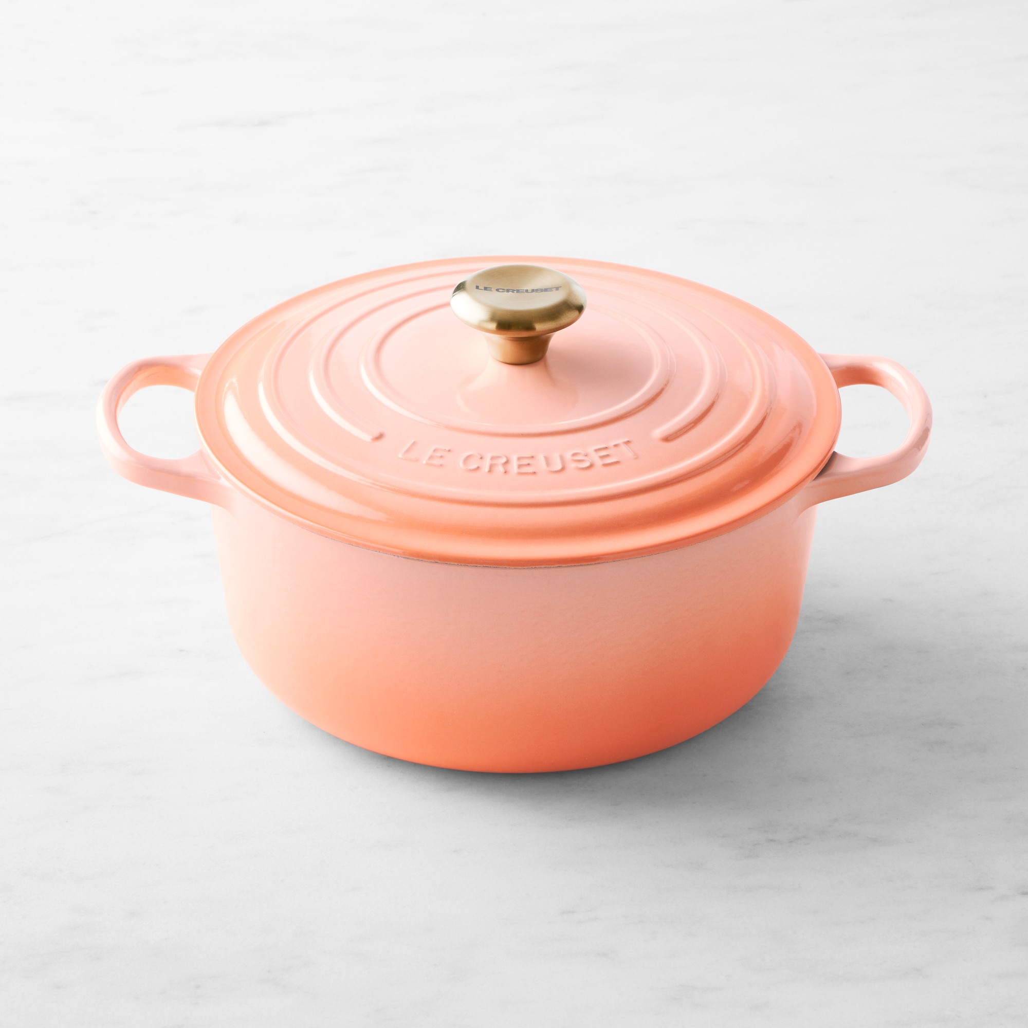 Le Creuset Signature Enameled Cast Iron Round Dutch Oven