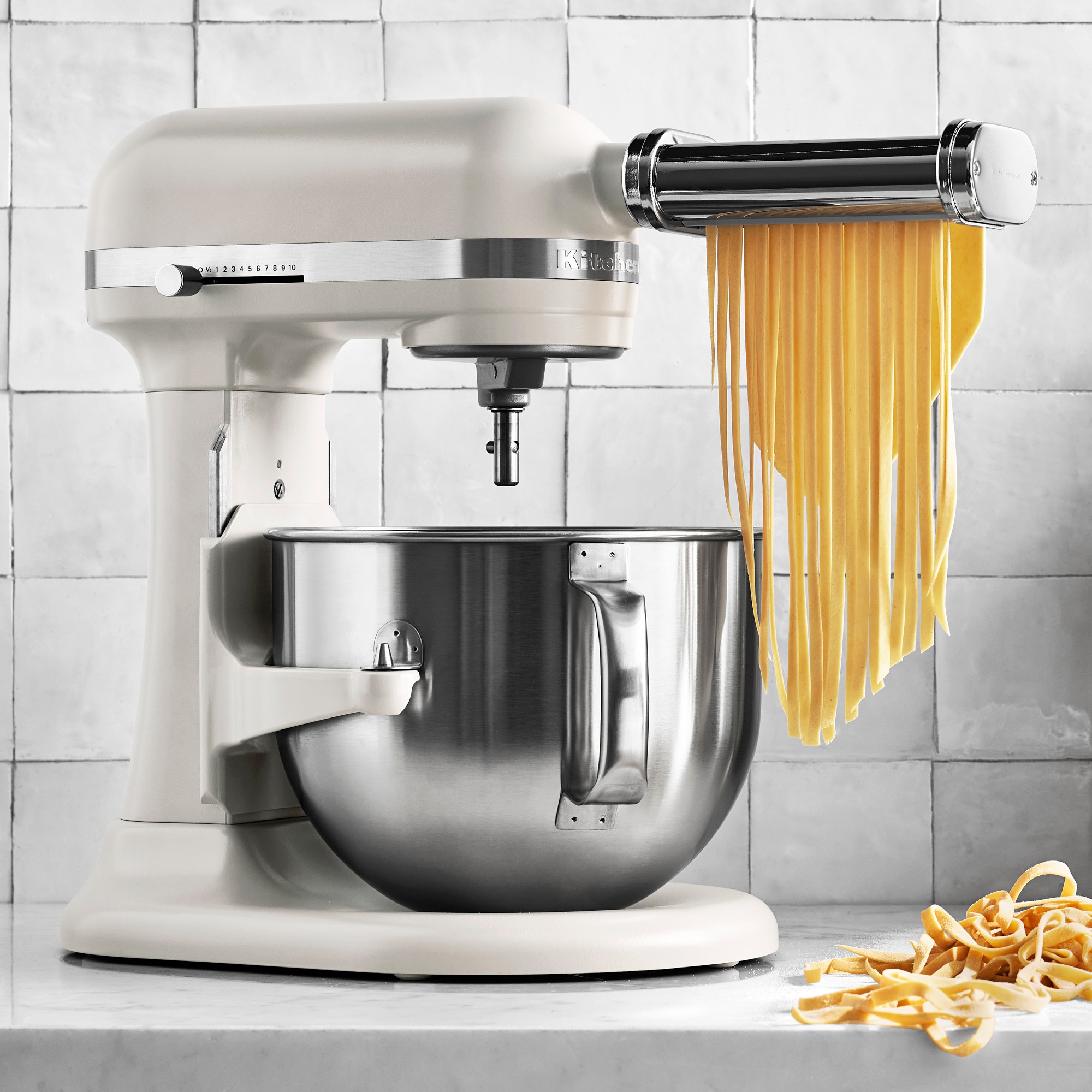 Bowl-Lift Stand Mixer, 7-Qt.