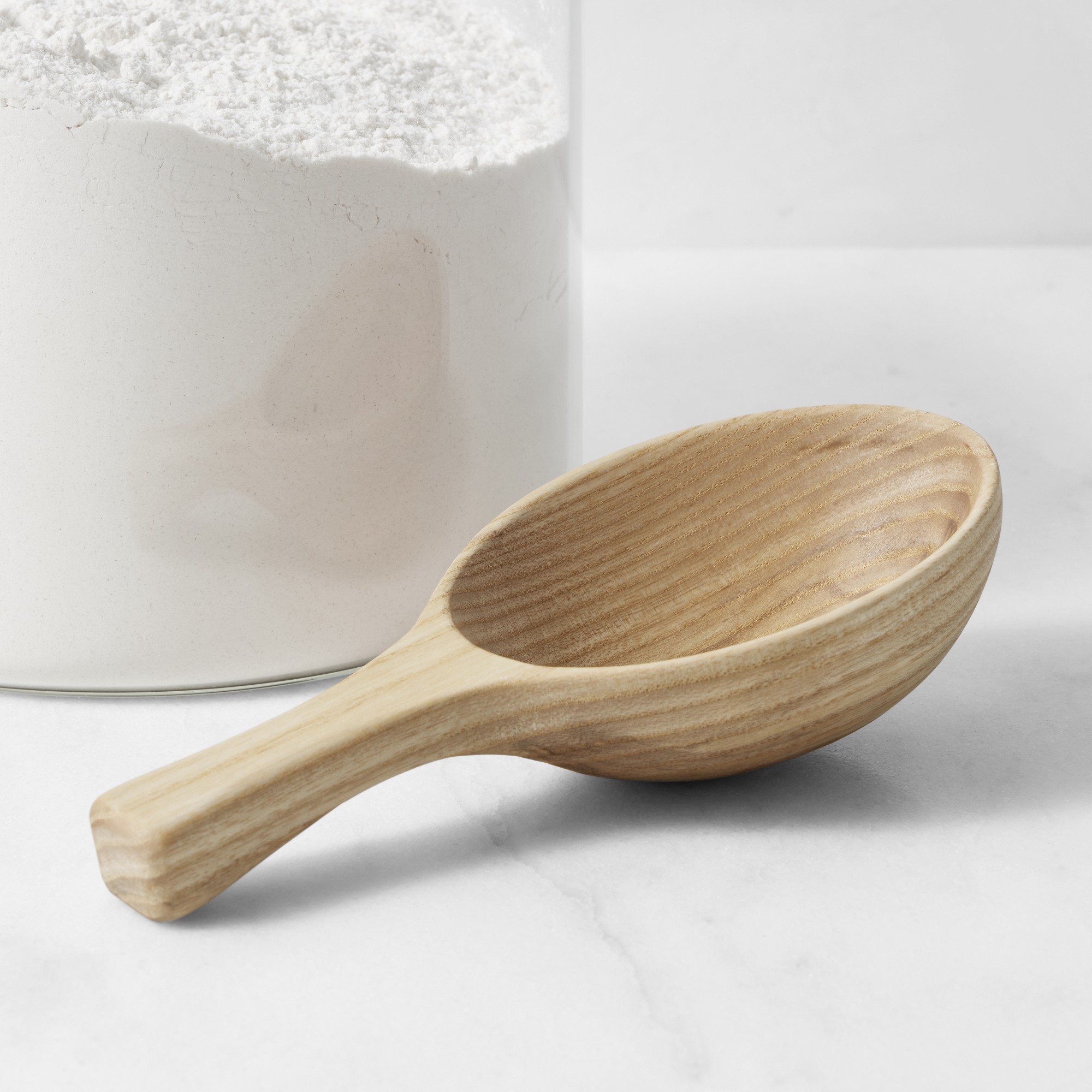 Hold Everything Scoops