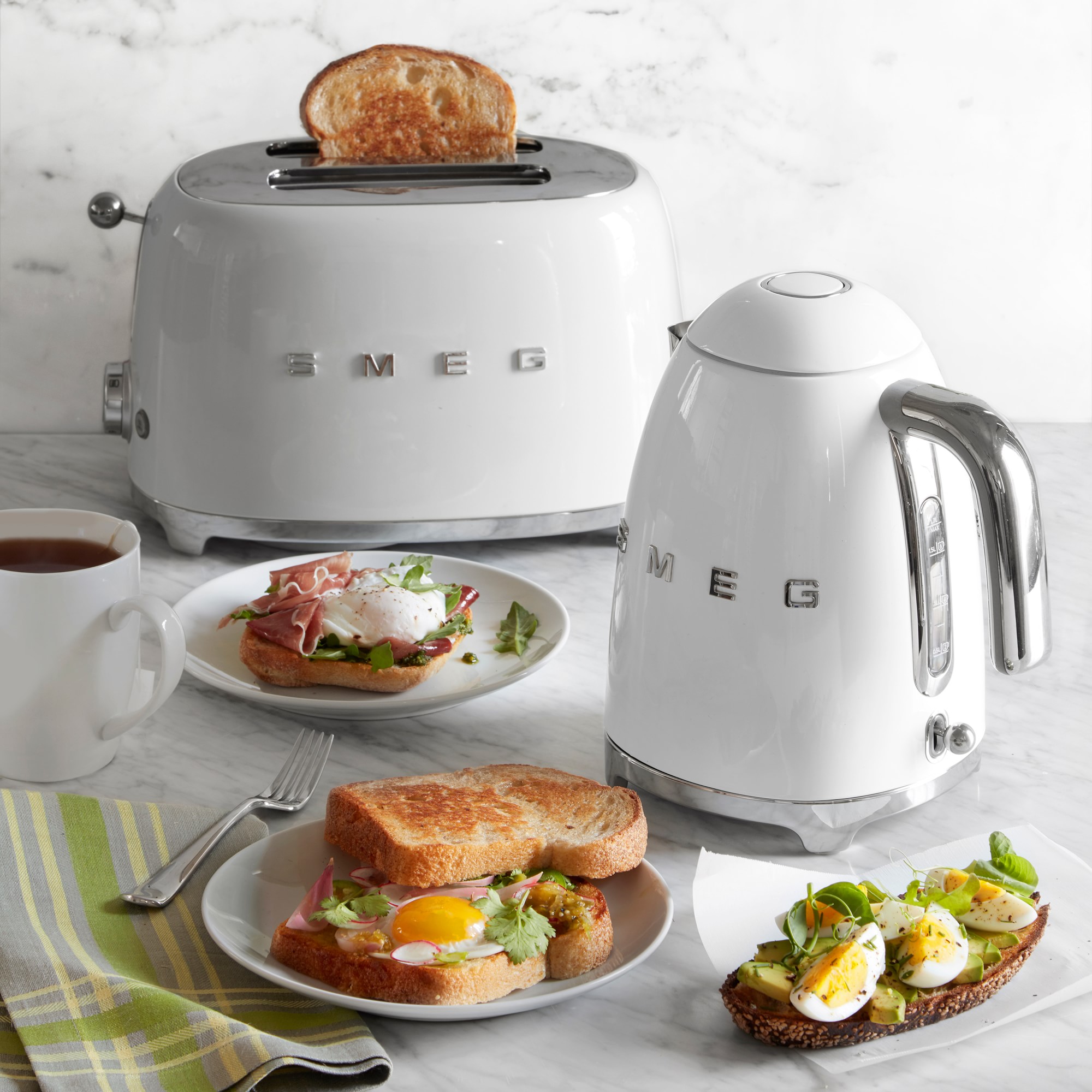 SMEG Electric Kettle